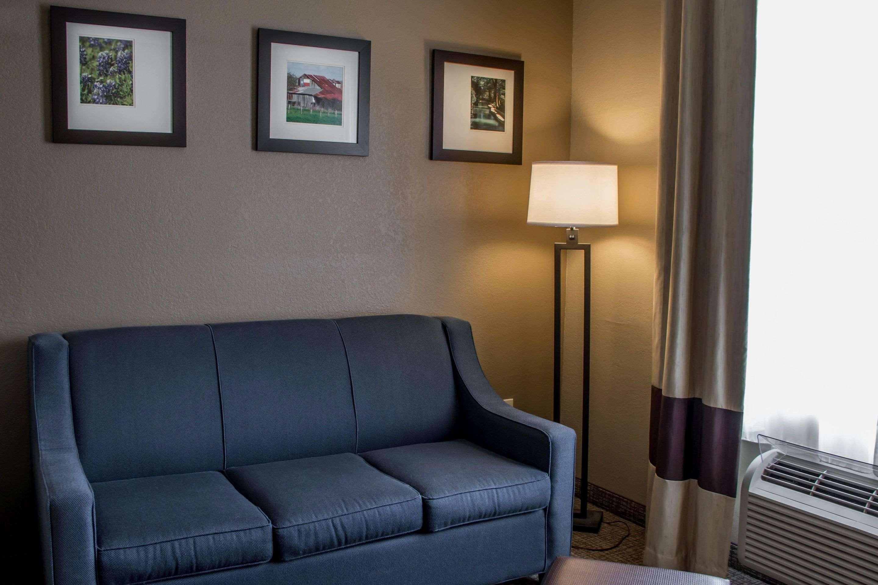 Comfort Suites New Braunfels Bagian luar foto