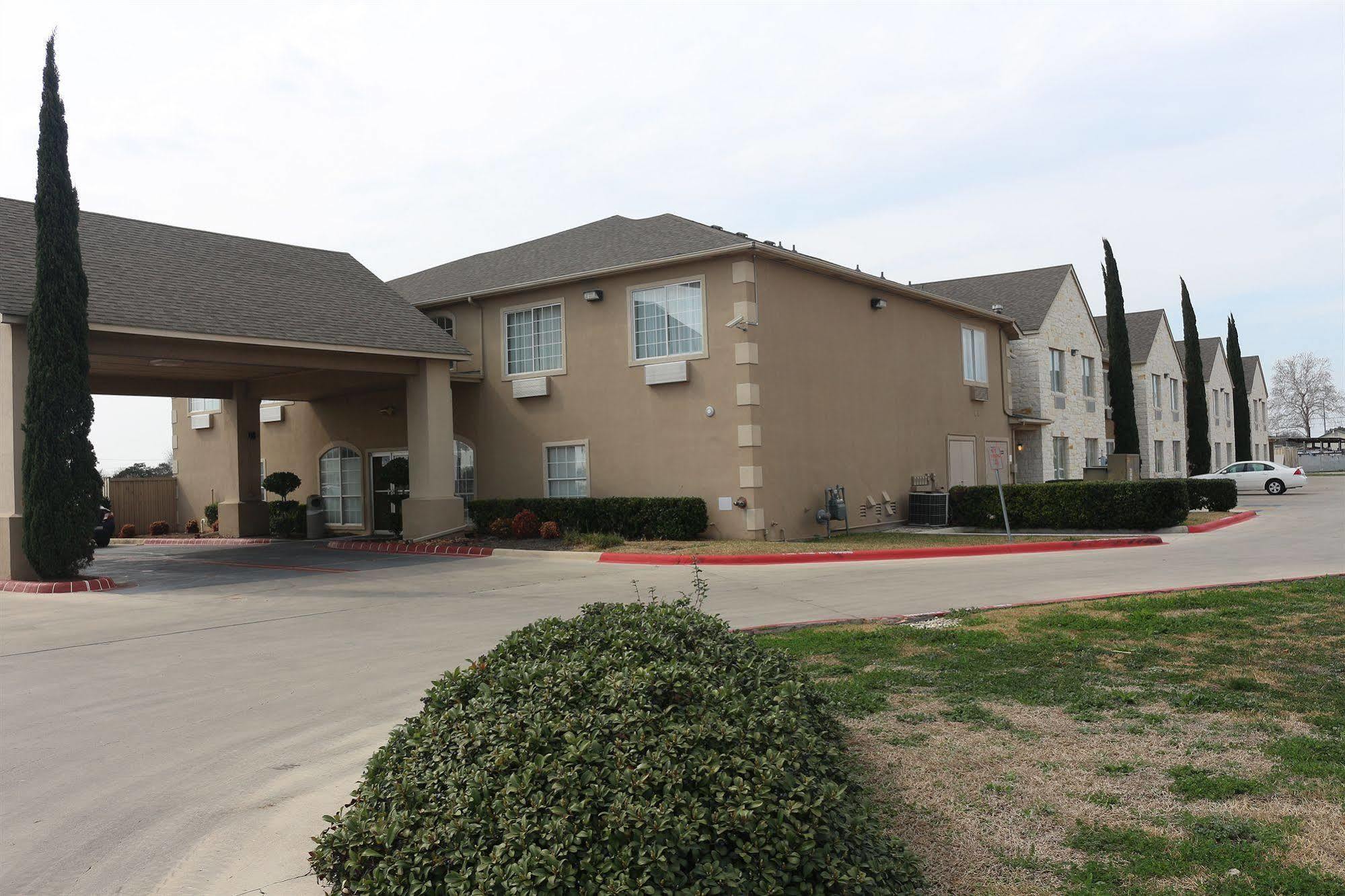 Comfort Suites New Braunfels Bagian luar foto