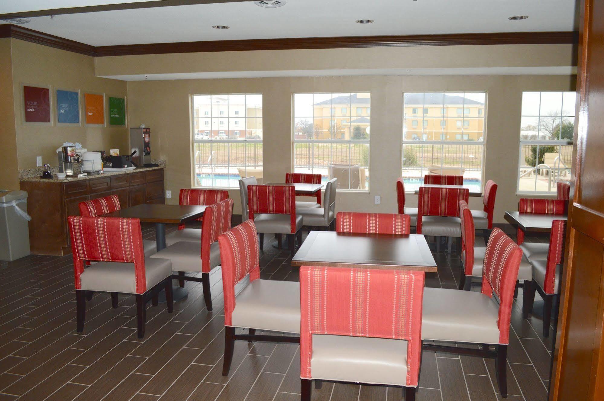 Comfort Suites New Braunfels Bagian luar foto